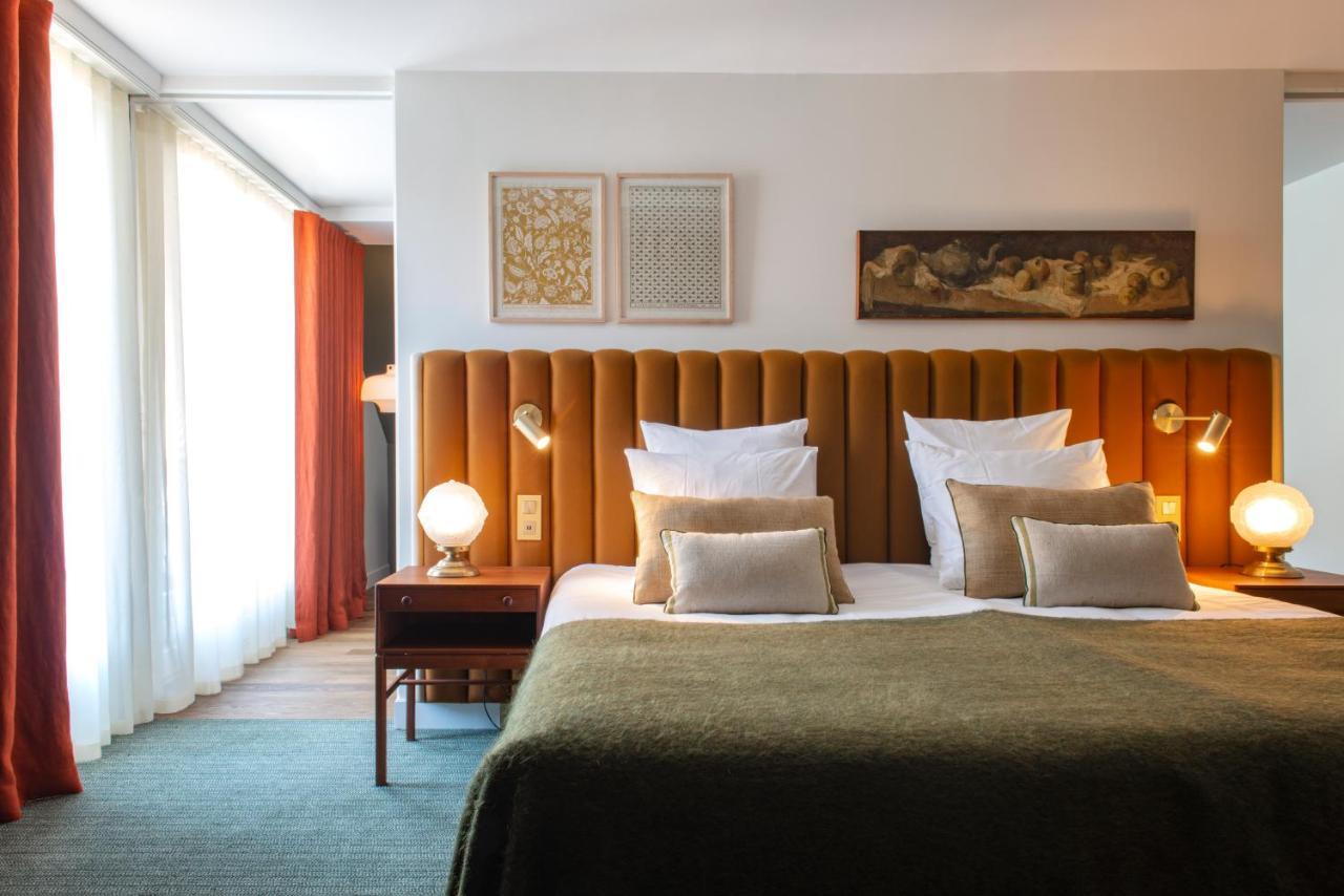 Hotel Du Pere Bise - Jean Sulpice